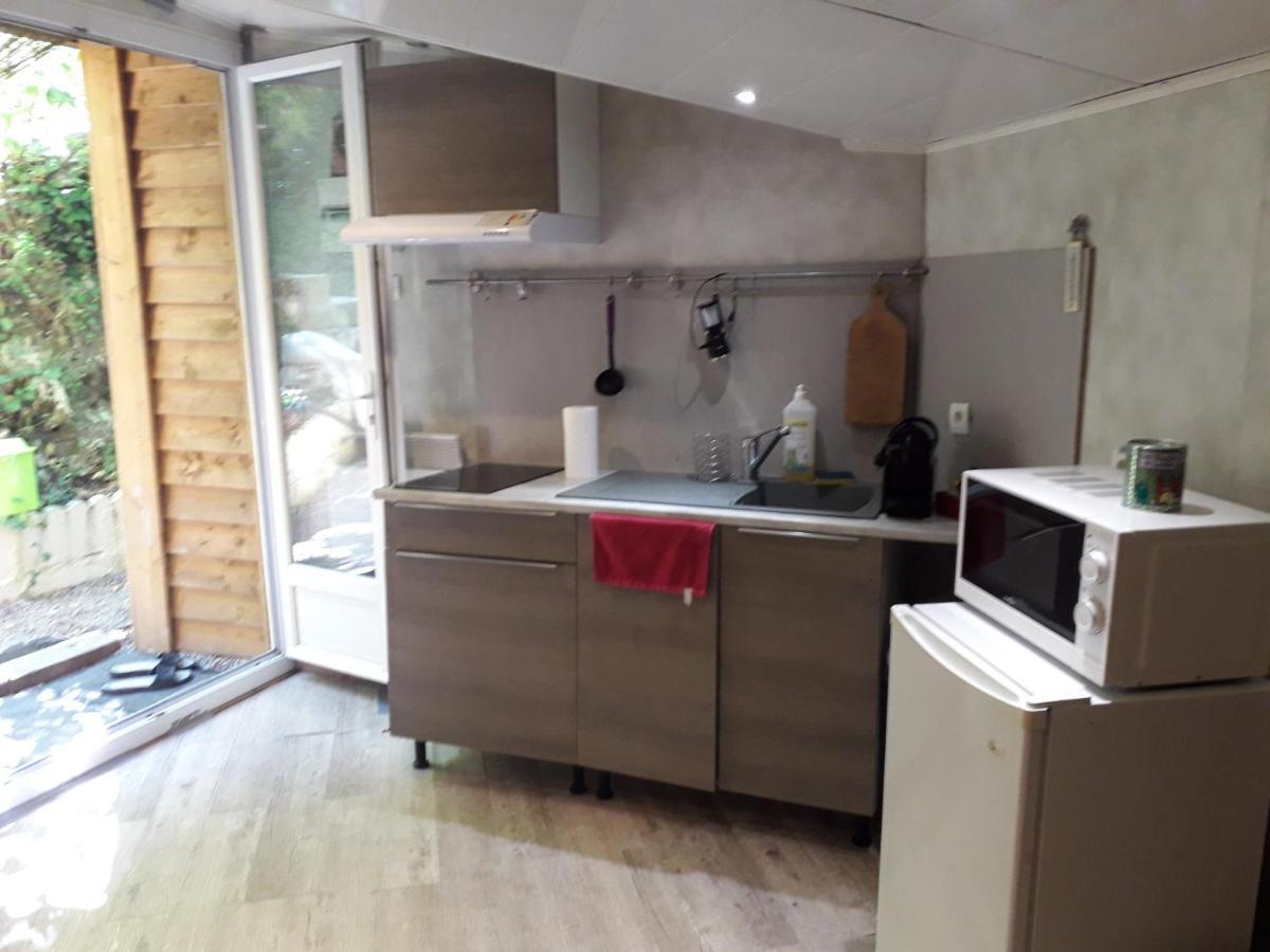 Chalet Type Studio De Charme Avec Jacuzzi Guest House Touet-de-l'Escarene Luaran gambar